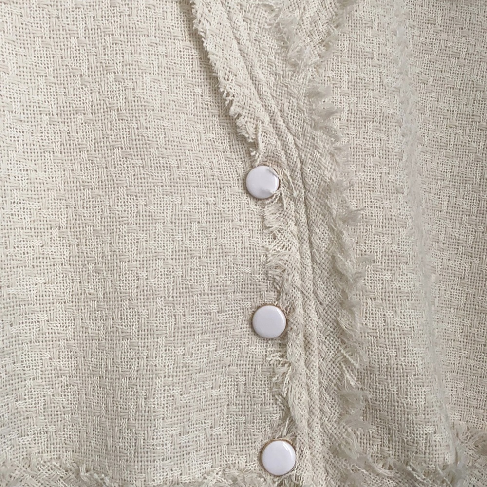 Beautiful jacket - Picture 4 of 7